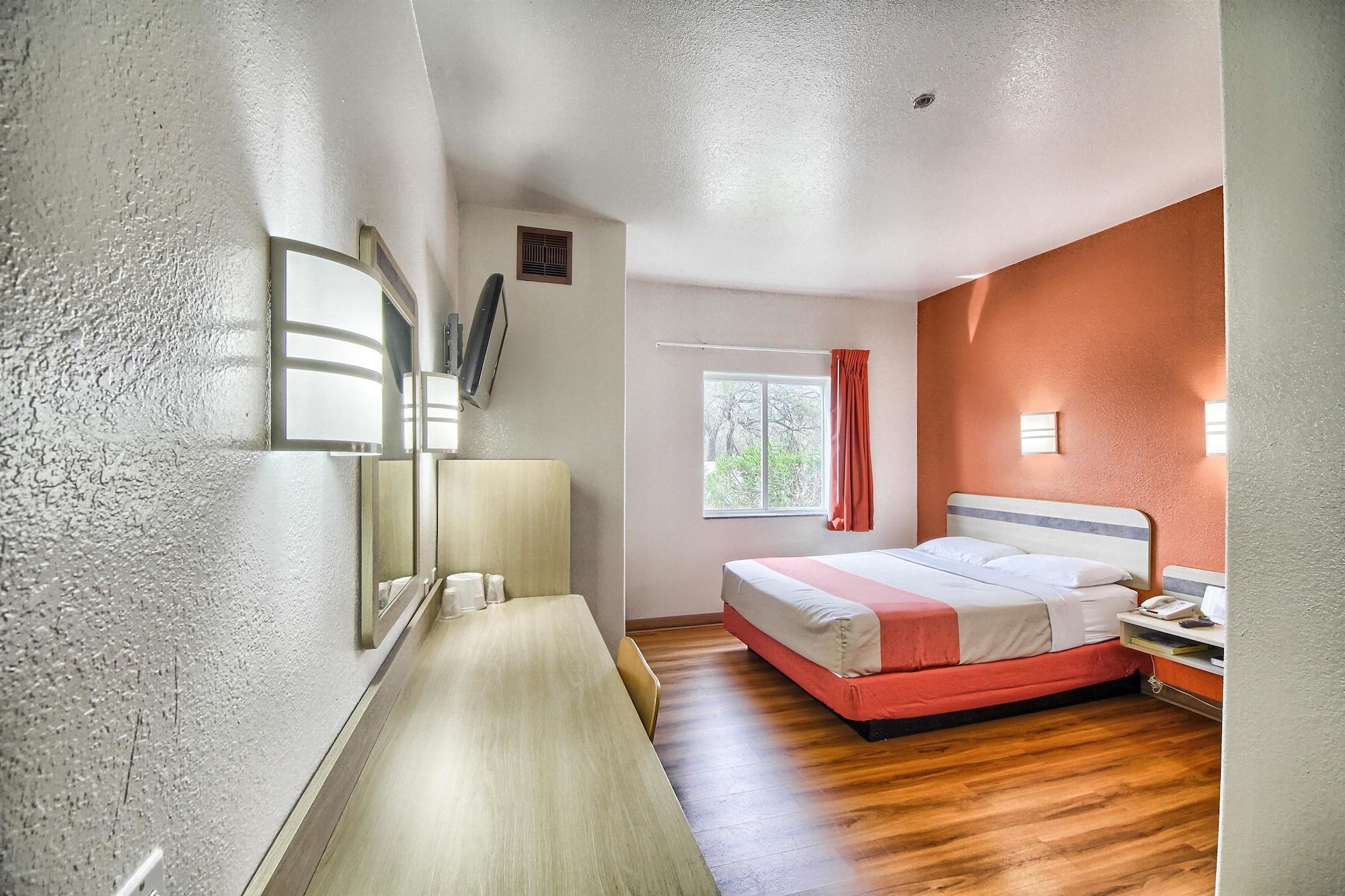 Motel 6-Mission, Tx Luaran gambar