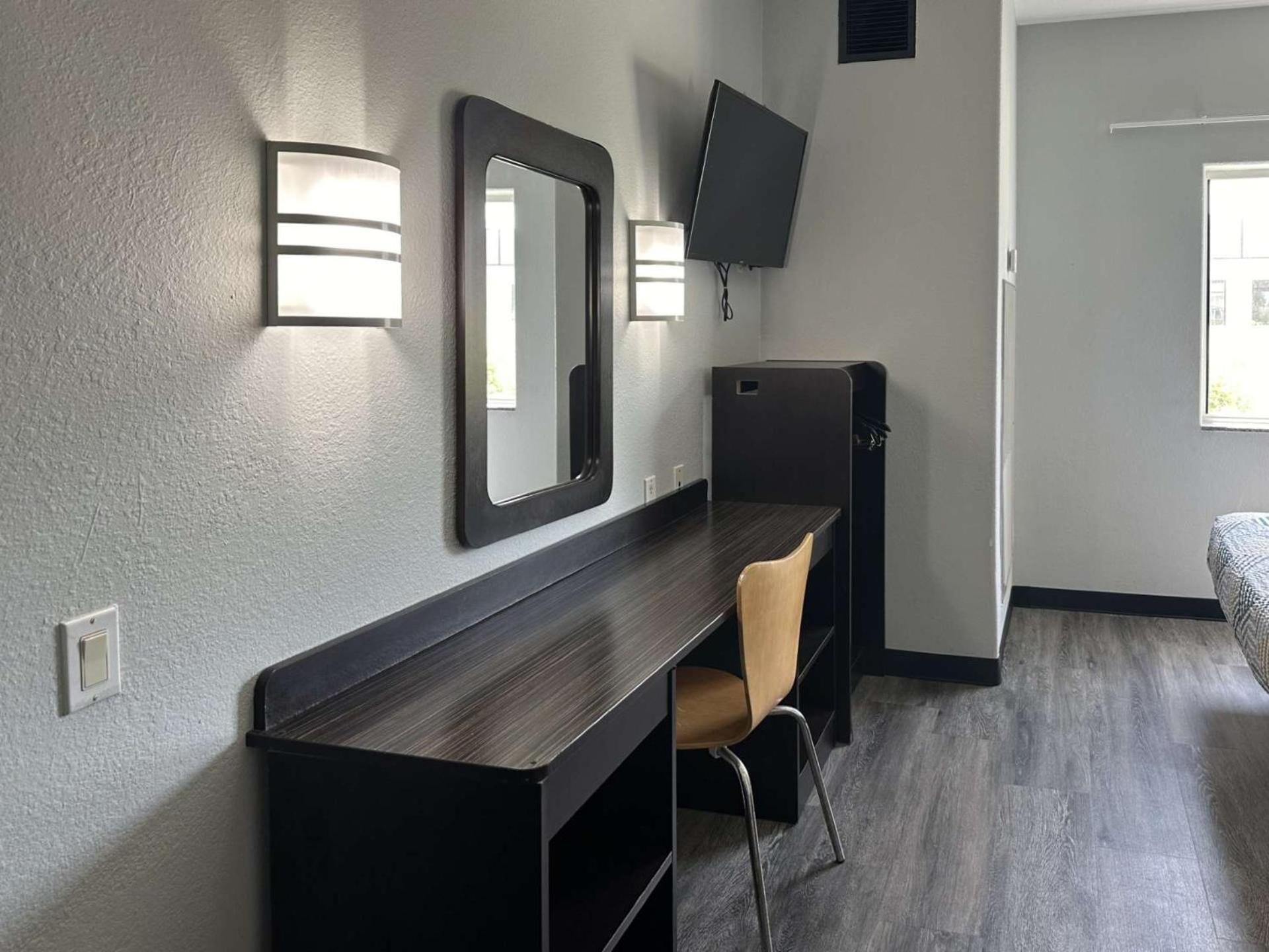 Motel 6-Mission, Tx Luaran gambar